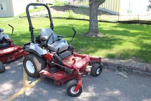 lot 15 image: Exmark Zero-Turn Lawn Mower Turf Tracer LZZ29KA626 with Kawasaki FX801V 29hp Engine