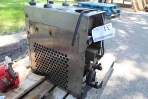 lot 31 image: STAC Inc. Hydraulic Oil Cooler Wet Kit 934