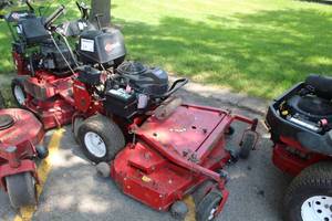 lot 19 image: Exmark Walk-Behind Lawn Mower Turf Tracer S-Series VWB-004 TTS600KAE523 with Kawasaki FS600V Engine