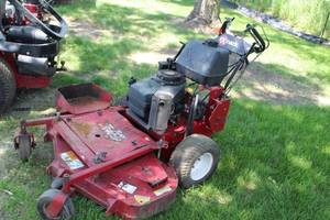 lot 21 image: Exmark Walk-Behind Lawn Mower Turf Tracer V-LM01 TT4817KAC with Kawasaki Engine