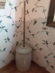 lot 15 image: 3 Gallon Red Wing Butter Churn