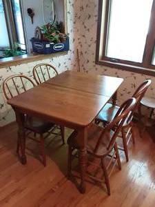 lot 30 image: Vintage Table & Chairs