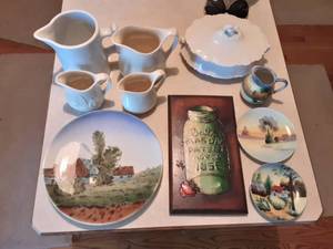 lot 32 image: Vintage (Germany) Kitchen Dish Wares