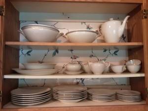 lot 39 image: Contents Of Cupboard (Bavaria China) Bring Boxes To Load