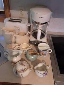 lot 42 image: Cream & Sugars, Toaster, Coffee Maker