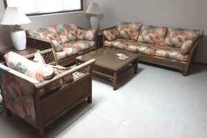 lot 76 image: Wicker Sun Room Porch Furniture Set By Henry Link Coordinating Set