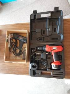 lot 89 image: Black & Decker Drills (9.6 Volt) With Bits