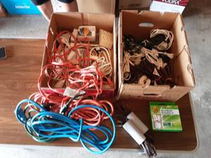 lot 98 image: Assorted Extension Cords