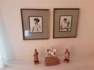 lot 144 image: Lot Of Decor, American Carousel Music Box