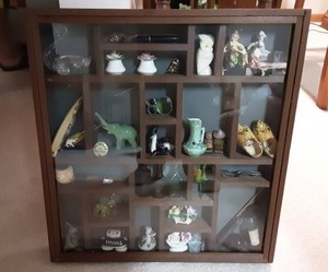 lot 153 image: Shadow Box Full Of Unique Miniatures 19x20