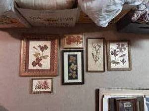 lot 159 image: Lot Of Pressed Floral Art