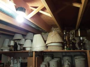 lot 184 image: Top Shelf Lamps & Shades
