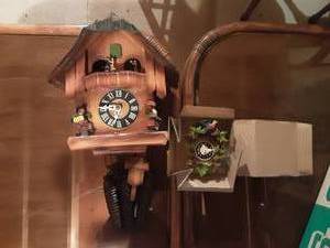 lot 187 image: Cuckoo Clocks