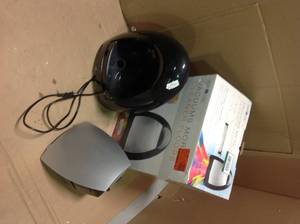 lot 25 image: Home Vacuum in Black MODEL  EVHB SEE PICS
