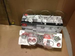 lot 32 image: GLOBE ELECTRIC Parker 3-Light Chrome Vanity Light With Clear Glass Shades and Bath Set (5-Piece) SEE PICS