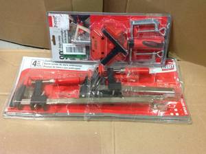 lot 40 image: Bessey 90-Degree Angle Clamp in good condition