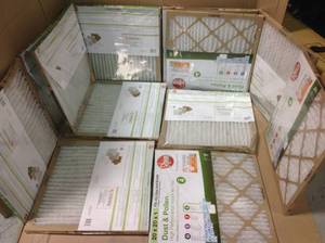 lot 51 image: Lot of Assorted RHEEM 16 in. x 25 in. Basic Household Pleated Air FilterS SEE PICS not used