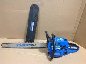 lot 55 image: BLUEMAX 22 in. 57cc Gas Chainsaw in good condition