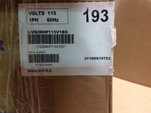 lot 109 image: Gree 9,000 BTU 16 SEER LIVO inverter