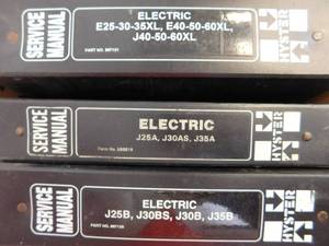 lot 24 image: Electric Hyster Operating Manuals
