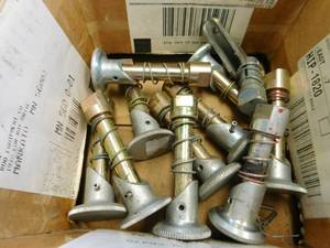 lot 30 image: Misc. Forklift Parts