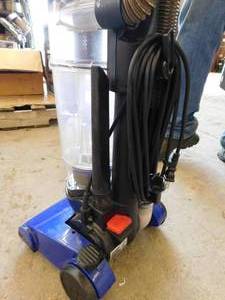 lot 49 image: Bissell Vacuum Cleaner