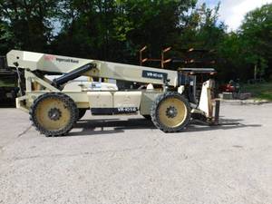 lot 1 image: 2002 Ingersoll Rand VR1056 Telehandler