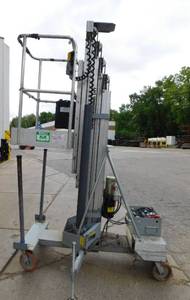 lot 7C image: Genie PLI-24P Personal Lift