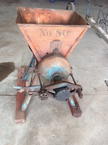 lot 6 image: Vintage Letz No 80 Feed Grinder