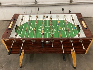 lot 20 image: Vintage Deutscher-Meister Gaming Table