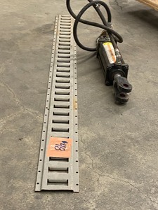 lot 48 image: Hydraulic Cylinder & E-Track Mount Strip