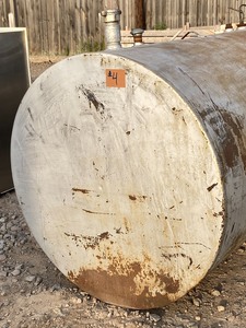 lot 4 image: Commercial Bulk-Fuel Tank