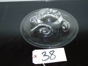lot 38 image: Blown glass bowl signed by artist, heavy