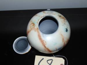 lot 68 image: Signed ceramic from Frank Loyd Wright Falling Water Museum Shop 6 x 6