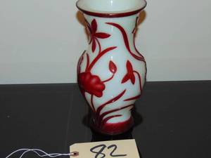 lot 82 image: Chinese Peking glass vase made from layers of white and red colored glass  10