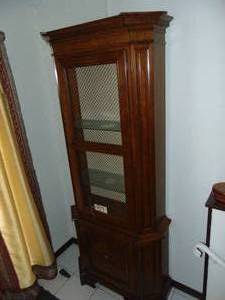 lot 89 image: Curio Cabinet Wood 84 x 36 x 15