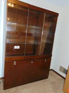 lot 133 image: Curio Cabinet witth light  display and store 54 x 79 x 16