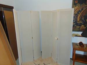 lot 134 image: Magnepan Tympani ID Magneplanar Speakers Vintage white covers extraordinary sound for classical, folk 