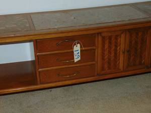 lot 139 image: Vintage Tomlinson credenzaconsole table 65 x 19 x 28