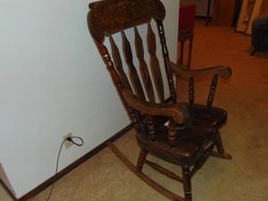 lot 168 image: Large wood rocking chair
