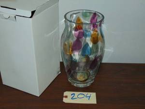 lot 204 image: Sasaki Vase, 11 inches tall