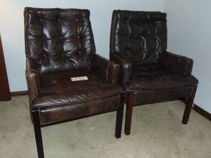 lot 232 image: Pair of leather pull up chairs