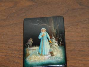 lot 275 image: Russian lacquer box