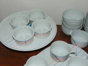 lot 311 image: 25 Pieces Harmony Block  china by Vista Alegre made in Portugal