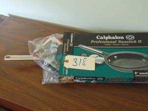 lot 318 image: Calphalon 8 omelet pan professional, non stick II