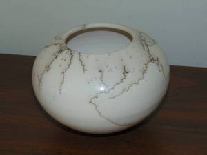 lot 333 image: Ceramic bowl signed 7