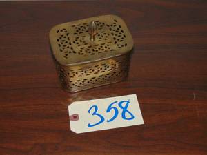 lot 358 image: Chinese cricket cage