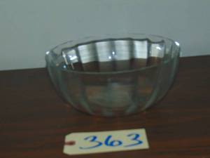 lot 363 image: French crystal bowl
