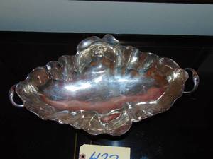 lot 433 image: Silver bowl beautifully shaped hand made