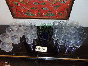 lot 444 image: Lot of 30 vintage assorted glasses